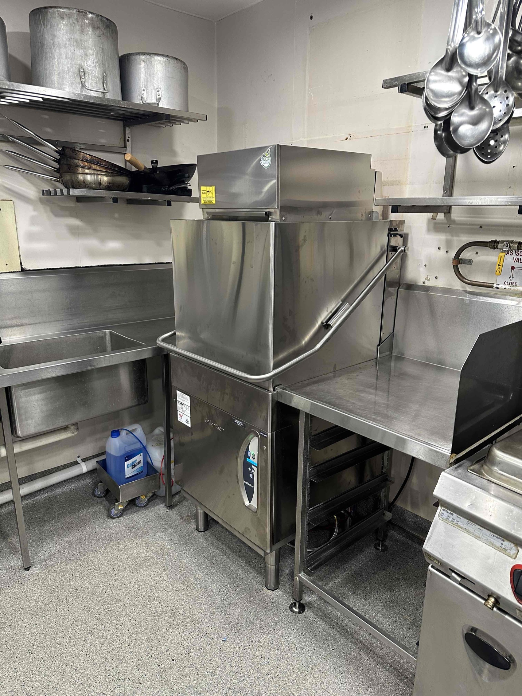 Custom Food Facility Design & Installation visual for RHQ commercial service page